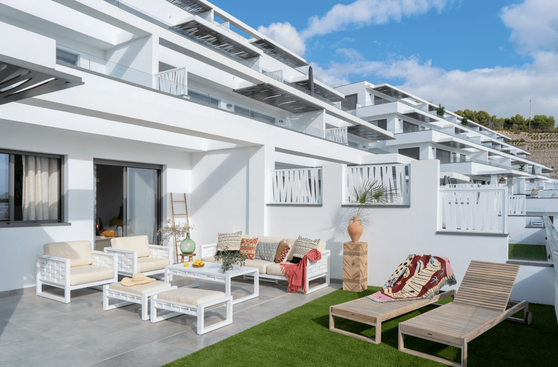 Loungeset en Tuinmeubelpakket Costa Blanca Seascape Resort Finestrat Costa Blanca