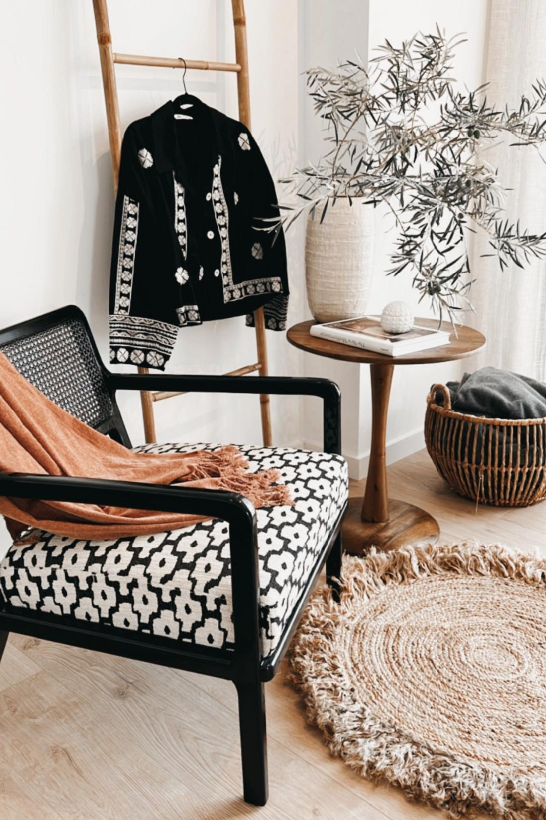 Allonbay village furniture package chair